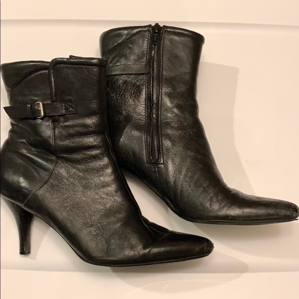 Nine West black leather boots buckle 6